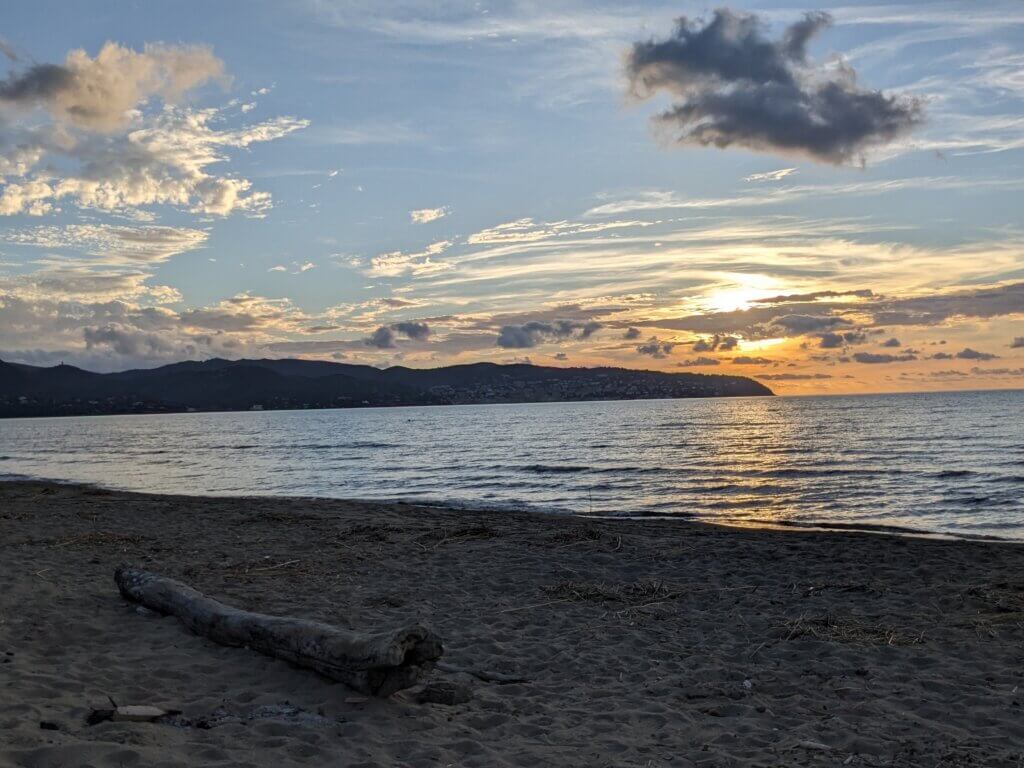 am Strand von Italien, abseits des Uniwahnsinns